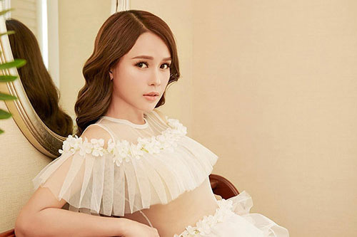 Dàn mỹ nhân diện váy công chúa