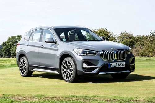 BMW X1 là sDrive18i xLine.