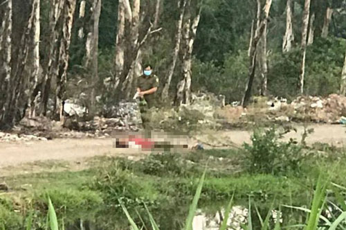 Vụ người đàn ông chết gần con dao ở TP.HCM: Nghi bị cướp cắt cổ