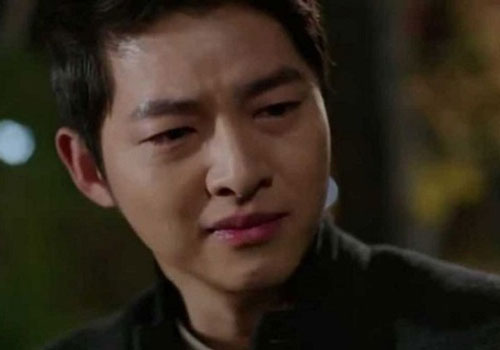 Gục ngã khi phát hiện bí mật 'động trời' trong điện thoại của vợ