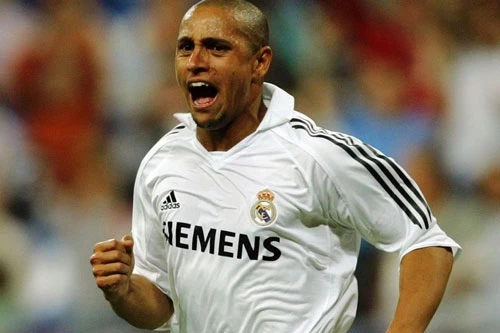 10. Roberto Carlos (tổng số bàn thắng: 77). 