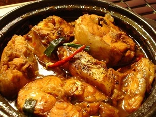 Cách làm cá bống mú kho tộ đậm vị, đưa cơm