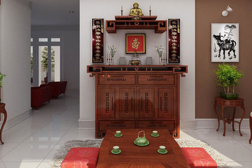 Gia đình dễ tán gia bại sản vì bàn thờ sai vị trí