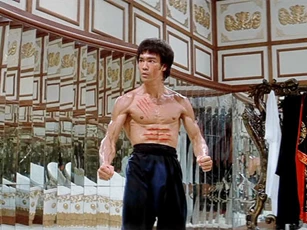Top 10 phim võ thuật châu Á hay nhất: Số 1 từng khiến bao người mê phim ‘điên đảo’