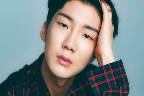 Lee Seung Hoon (WINNER ) chính thức lên đường nhập ngũ