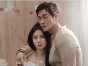 Lee Bo Young và Yoo Ji Tae cực tình cảm trong bộ ảnh mới