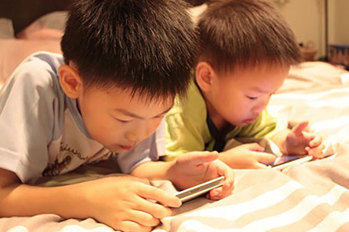 4 thói quen xấu khiến trẻ lùn hơn mỗi ngày, mẹ thương con dành 1 phút đọc để không mắc sai lầm