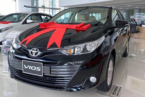 Xe vừa lăn bánh đã "rớt giá" trăm triệu, khách Việt xót "cháy ruột"