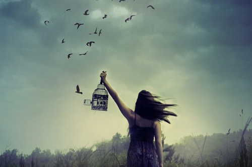 Cuộc đời mãi bi ai và đau khổ nếu bạn không chịu từ bỏ những điều này