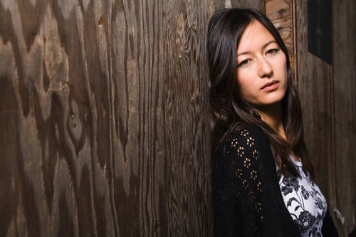 Giận nhau suốt 6 năm không thèm nhìn mặt, bỗng dưng chị dâu gọi điện muốn hòa giải, tôi vui mừng đồng ý mà không nghĩ rằng mình đang bị lợi dụng mà thôi