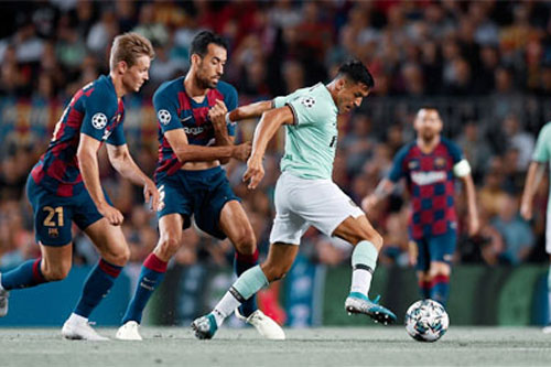 Barca sẽ "xây" lại tuyến giữa trong kỳ chuyển nhượng mùa Hè