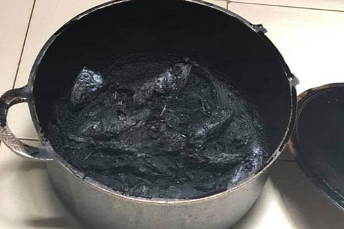 Lên mạng khoe nồi cá kho "tắm bùn" của chị dâu, cô em chồng khiến dân mạng "cười chảy nước mắt"