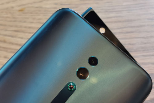 Oppo Reno giảm giá 4,2 triệu đồng tại Việt Nam