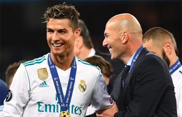 Các huấn luyện viên hàng đầu thế giới nói gì về C.Ronaldo và Messi? - 2