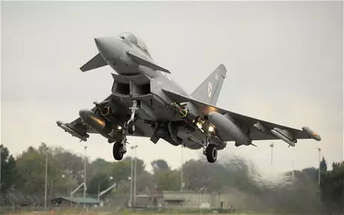 Tiêm kích Anh thực hiện cuộc tấn công đầu tiên trong năm vào lãnh thổ Iraq