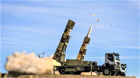 Bavar 373 đã đánh chặn tên lửa của Israel?