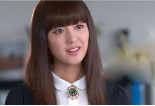 Đến chơi thấy chị gái đang ôm mặt khóc, anh rể thì lớn tiếng quát "ăn bám ăn ít thôi", tôi đanh thép đáp trả khiến gã sợ hãi