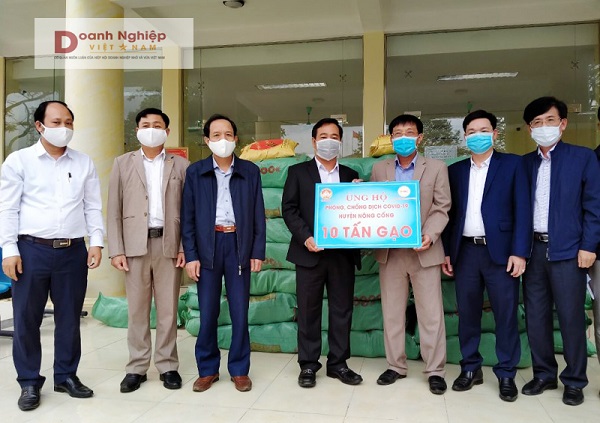 CLB Doanh nhân Thanh Hóa tại thành phố Hồ Chí Minh ủng hộ công tác phòng chống dịch bệnh COVID-19