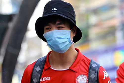 Tiết lộ mức lương 9 chữ số của Công Phượng