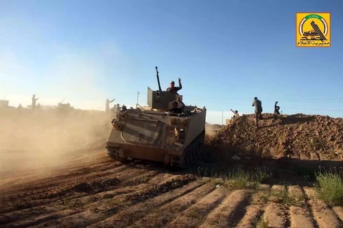 Lực lượng vũ trang Iraq đã tiến hành chiến dịch quân sự lớn để truy quét tàn quân IS hoạt động tại biên giới Syria. Ảnh: Al Masdar News.