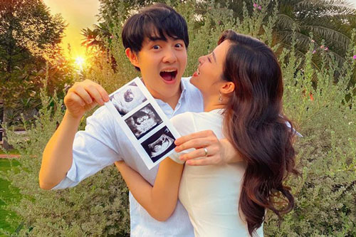 Đông Nhi hạnh phúc chia sẻ tin vui mang thai 3 tháng