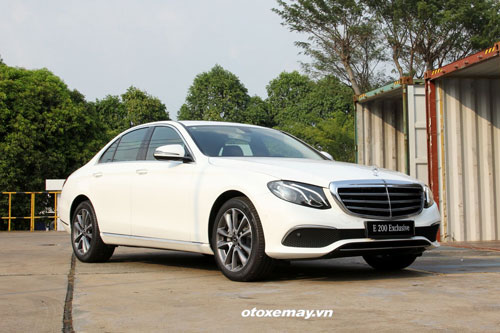 Công nghệ và thiết kế bắt mắt trên Mercedes-Benz E200 Exclusive 2020 giá 2,290 tỷ đồng
