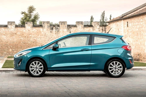 10. Ford Fiesta (doanh số: 46.335 chiếc).