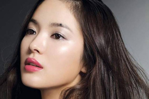 Những vị trí nốt ruồi giúp bạn vượt qua nhiều kiếp nạn, làm gì cũng có quý nhân giúp đỡ