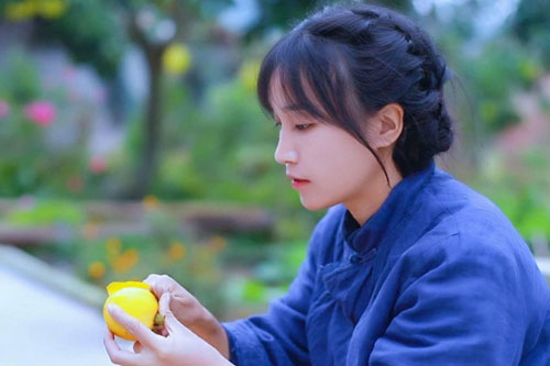 Lý Tử Thất đạt 10 triệu người theo dõi