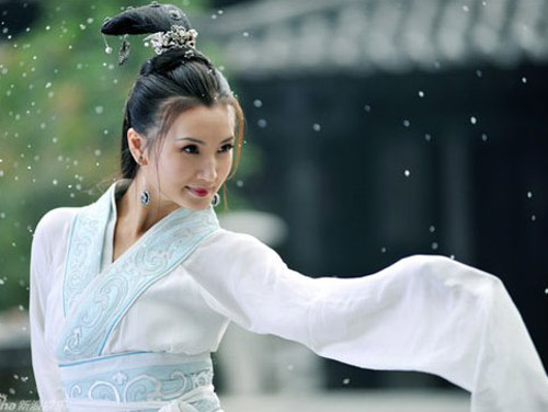 Điêu Thuyền, thị nữ khiến hai cha con 'chết mê chết mệt'