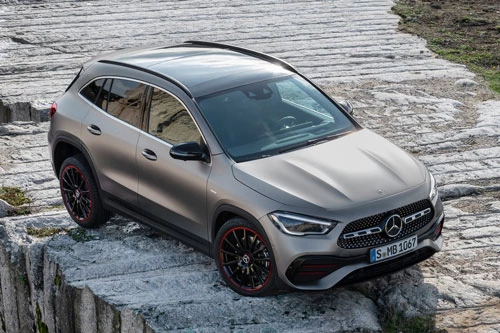 Mercedes-Benz GLA 2021.