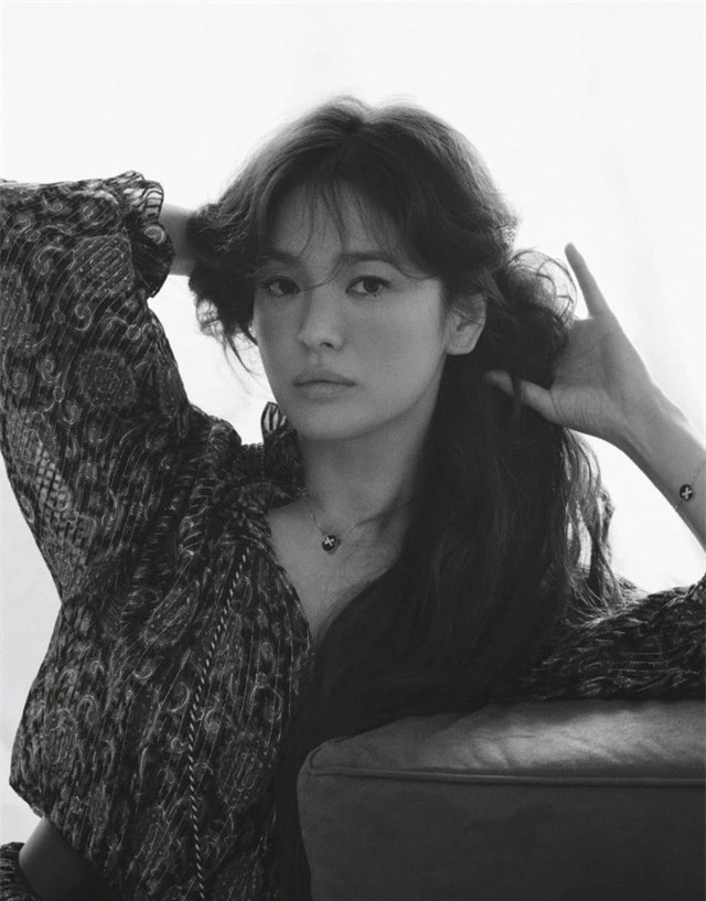 Song Hye Kyo đẹp lạ! - Ảnh 4.