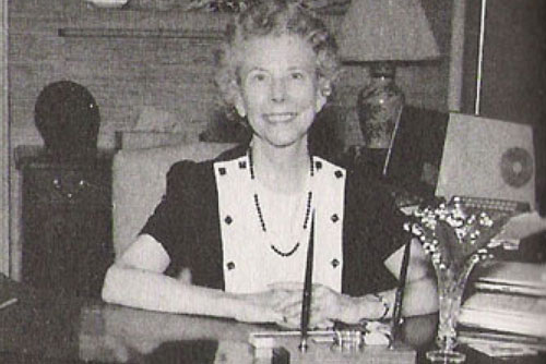 Eloise Page - Quý bà miền Nam của CIA