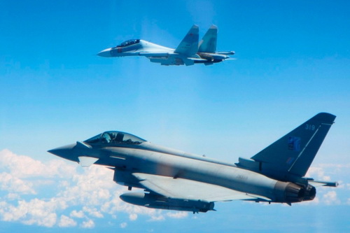 Tiêm kích Anh "uy hiếp nghiêm trọng" máy bay săn ngầm Nga