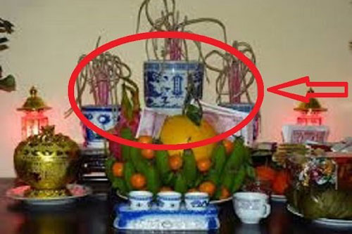 Cách đặt vị trí bát hương trên bàn thờ đúng chuẩn để tổ tiên "ưng lòng", ban tài phát lộc cho cả gia đình