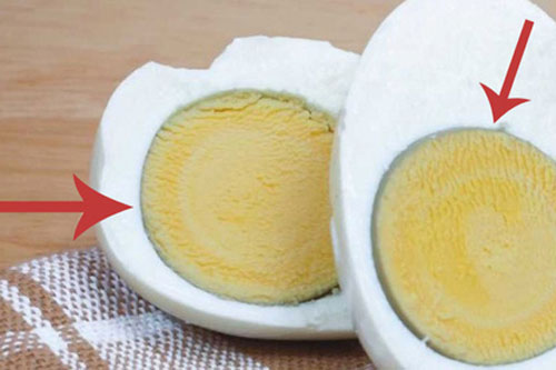 Trứng gà có viền xanh khi luộc cảnh báo 1 điều, bà nội trợ lâu năm cũng chưa chắc đã biết
