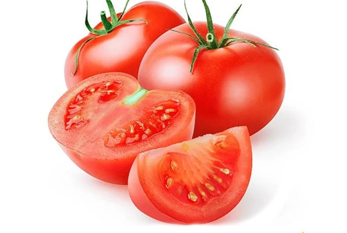 Cứ tưởng bổ béo, chị em vô tư kết hợp cà chua với những món này hóa ra rước bệnh - 1