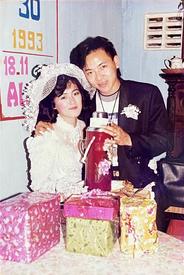 bố mẹ Angela Phương Trinh 0