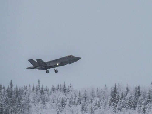 Mỹ điều chiến đấu cơ F-35A đến Bắc Cực, áp sát Nga