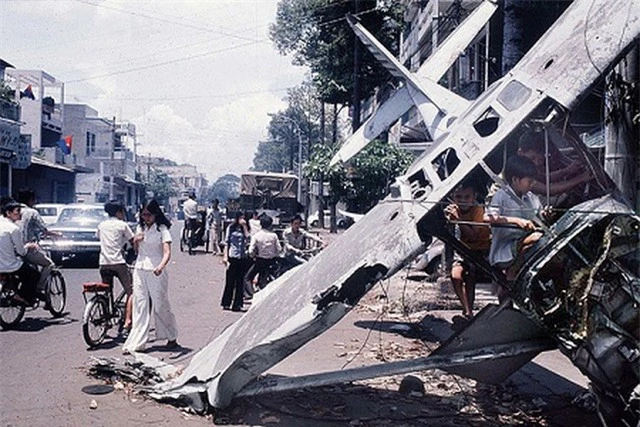 Những khoảnh khắc lịch sử ngày giải phóng Sài Gòn trên báo chí quốc tế - 14
