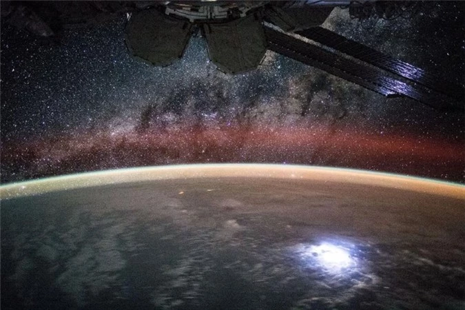 Trái Đất đẹp tuyệt vời khi được chụp từ trạm vũ trụ quốc tế - 6