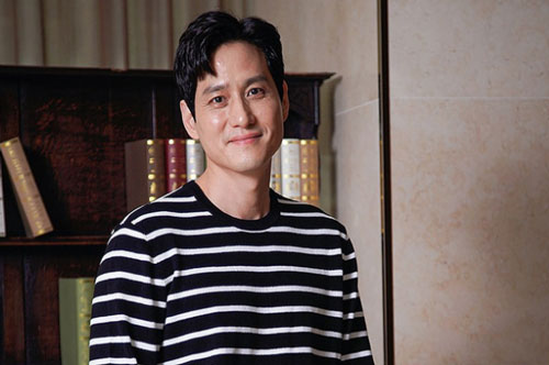 Đây là lý do nam chính "Thế giới hôn nhân" không đọc bình luận của khán giả về phim