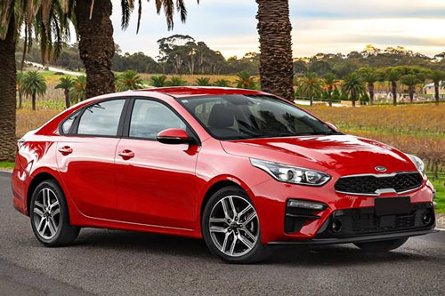 XE HOT (1/5): Bảng giá xe Piaggio tháng 5, Kia Cerato giảm giá mạnh