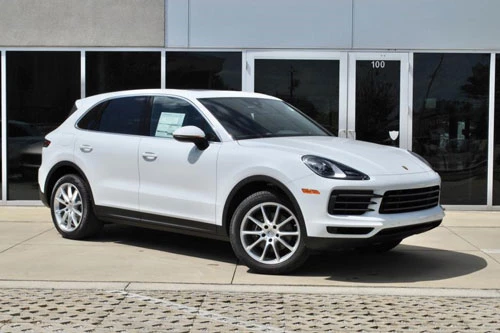 6. Porsche Cayenne 2020.