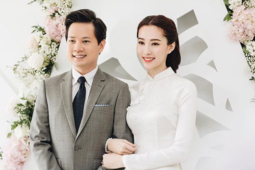 Cuộc sống viên mãn của các hoa hậu, á hậu 9X sau khi "theo chồng về dinh"