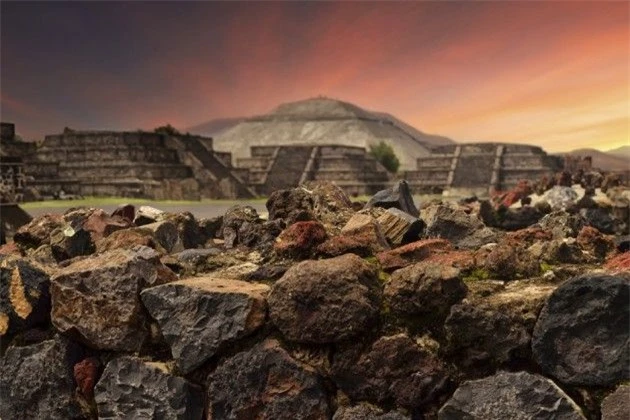 Ngạc nhiên phát hiện chất kịch độc ẩn trong kim tự tháp Rắn ở Mexico - Ảnh 5.
