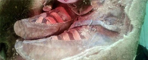 Phát hiện mẫu giày thời trang trên xác ướp 1.500 tuổi - 1