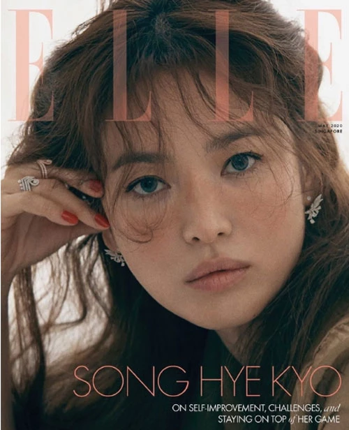 Song Hye Kyo nhận lời phỏng vấn của tờ Elle (Singapore), số tháng 5/2020. 