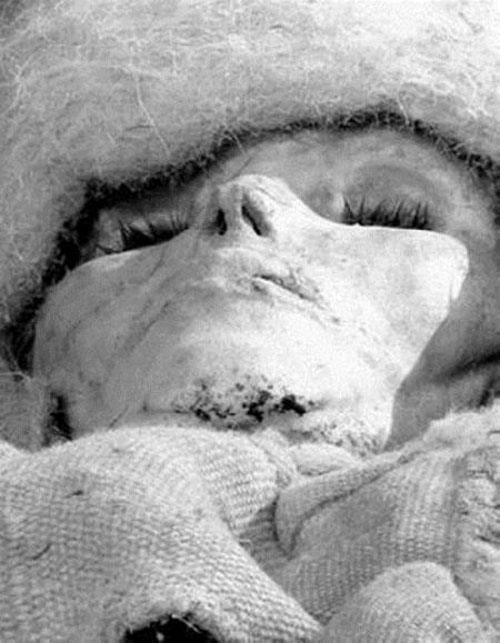 Ngẩn ngơ trước xác ướp "công chúa mỉm cười"