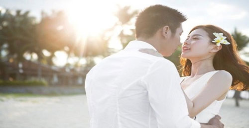 Những bí quyết đơn giản để người đàn ông chẳng thể nào rời xa bạn dù là một bước chân